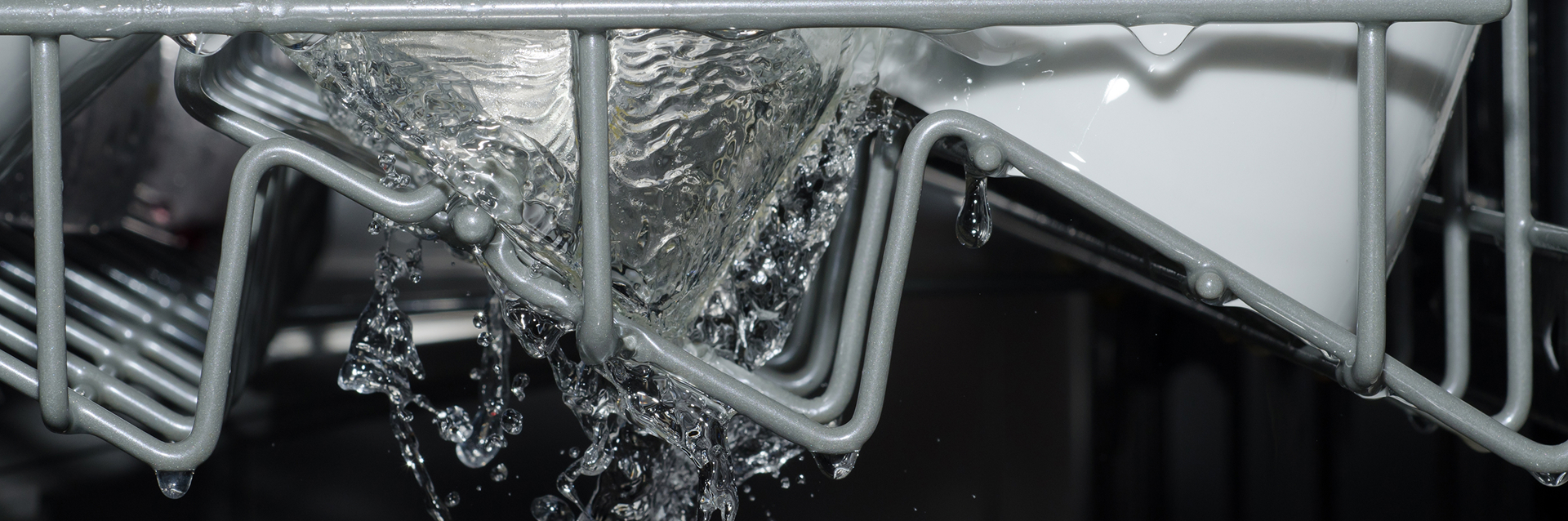 Не сливает воду посудомоечная машина Beko